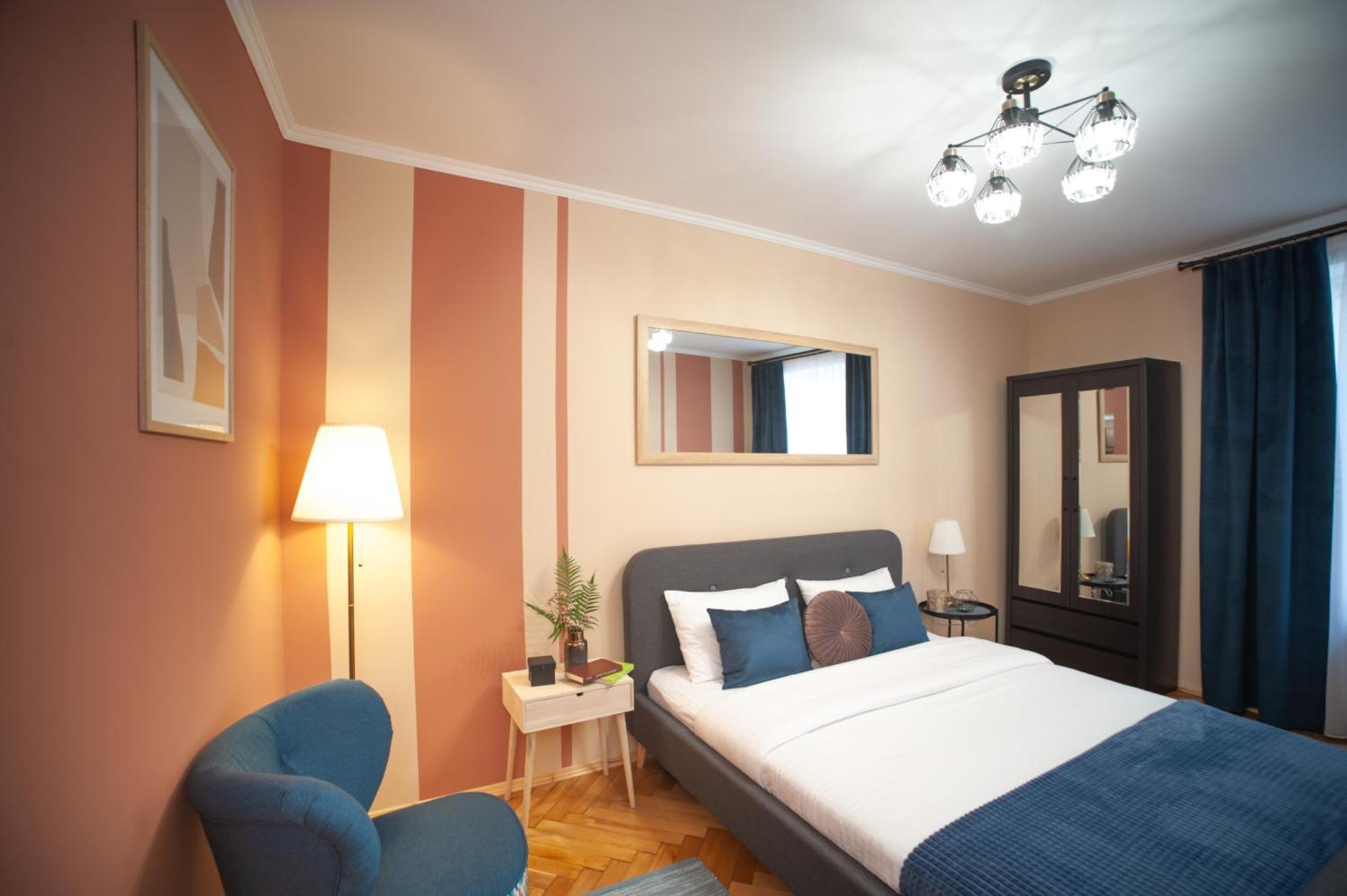 Romantic Suite, 3Mins To Rynok Square Львов Экстерьер фото